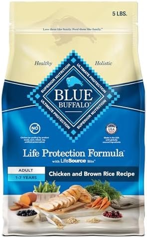 Blue Buffalo Life Protection Formula Adult Dry Dog Food, Helps Build and Maintain Strong Muscles, Made with Natural Ingredients, Chicken & Brown Rice Recipe, 5-lb. Bag Pet Supplies